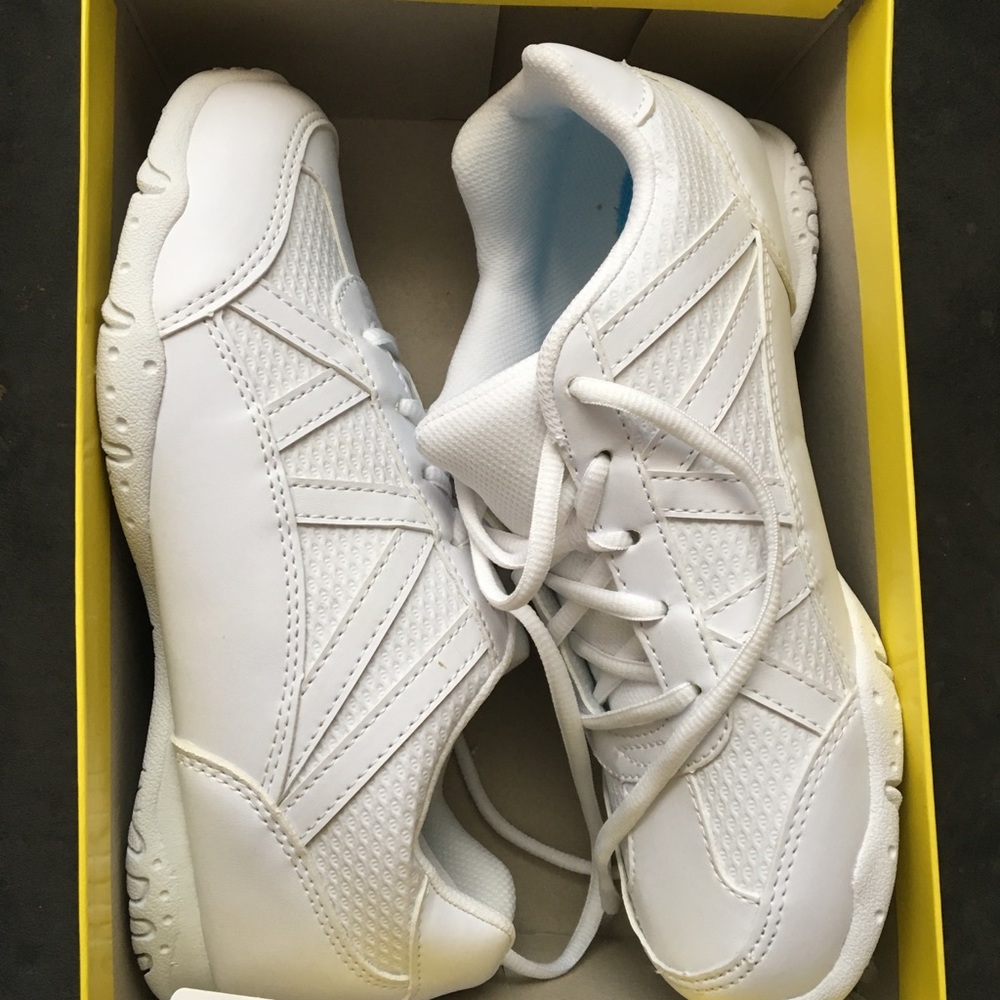 Brand new tennis shoes